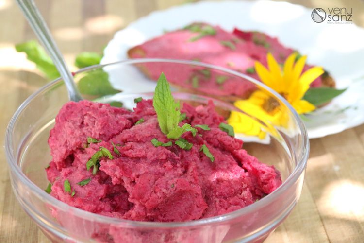 hummus-de-remolacha