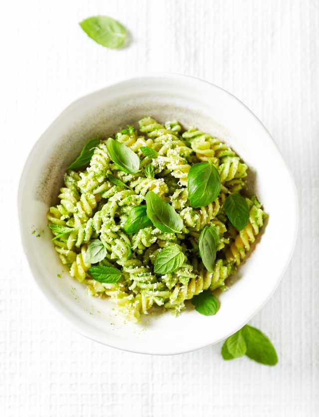 Pasta con salsa verde